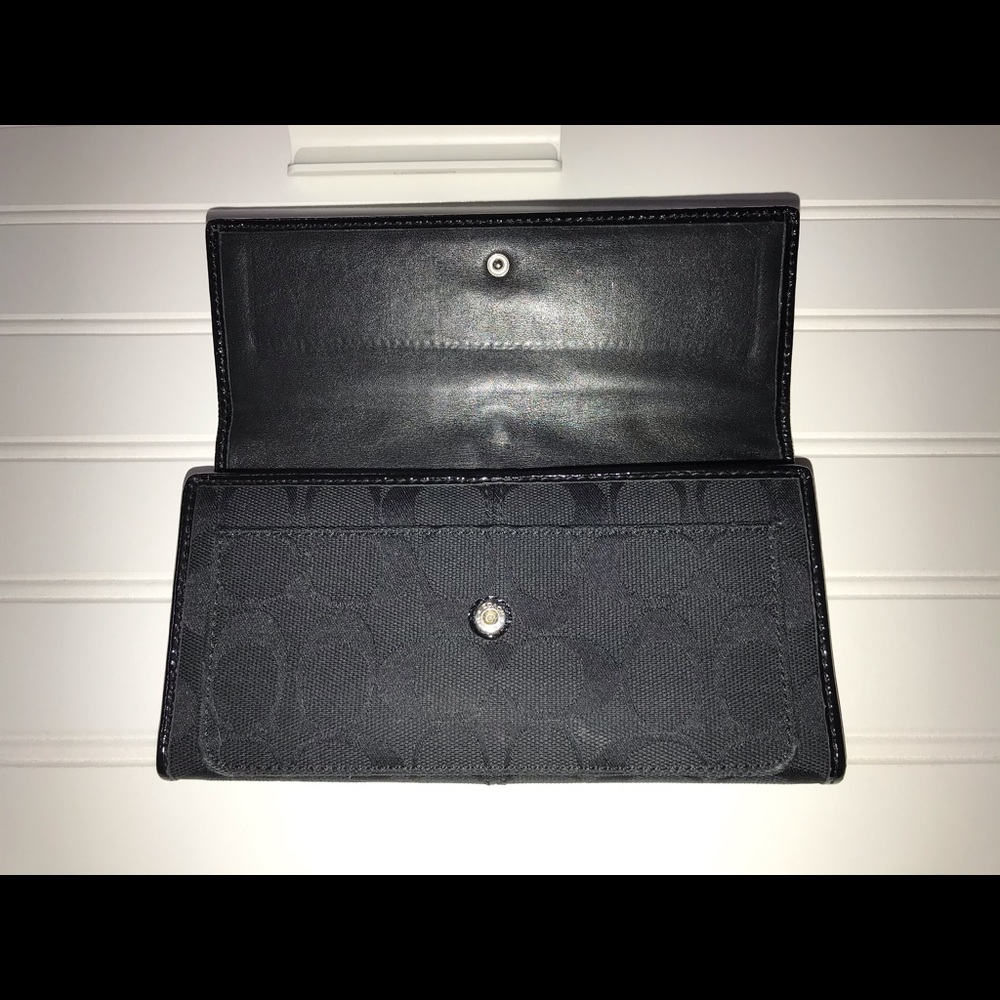 Coach Wallet - Picture 5 of 5